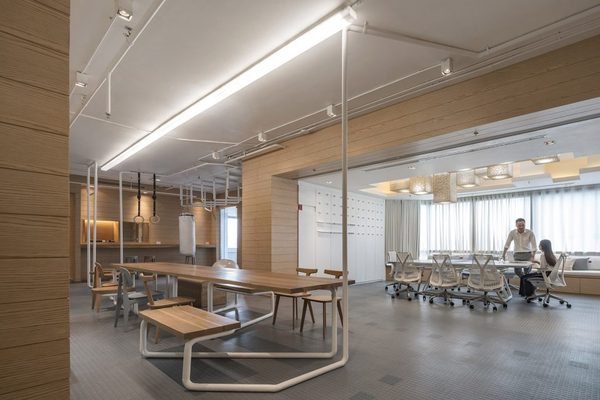002-The-Inteltion-Office-bY-ONION-960x640.jpg