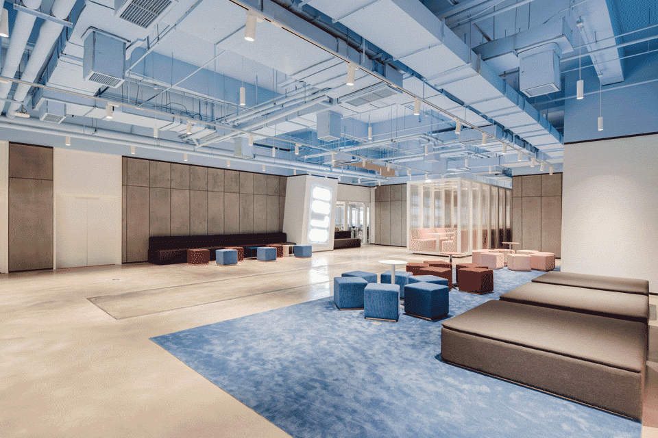 12-SOHO-3Q_Superimpose-Architecture.gif